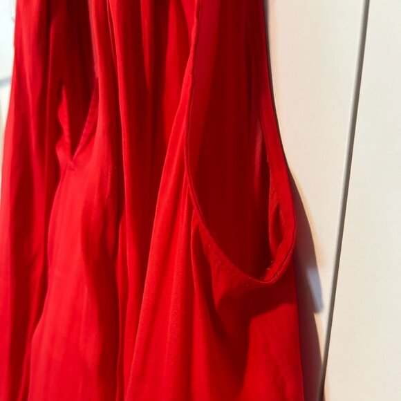 LOFT Women's Red Silky Sleeveless Bow‎ Front Blouse in Size M - Picture 5 of 8